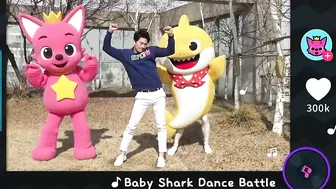 Baby Shark Dance Battle | Baby Shark Challenge | Baby Shark vs Pinkfong