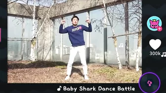 Baby Shark Dance Battle | Baby Shark Challenge | Baby Shark vs Pinkfong