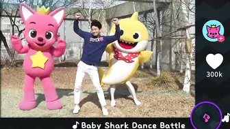 Baby Shark Dance Battle | Baby Shark Challenge | Baby Shark vs Pinkfong