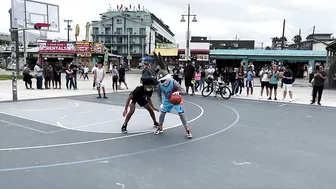 Bugs Bunny 1v1 Basketball at Venice Beach [Space Jam IRL]