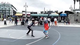 Bugs Bunny 1v1 Basketball at Venice Beach [Space Jam IRL]