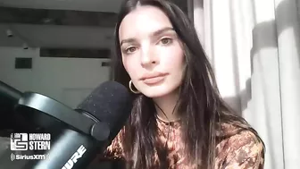 Emily Ratajkowski Never Wanted to Date a Celebrity