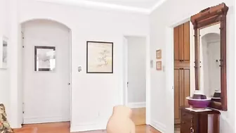 Penn Badgley $1.8 Million Brooklyn, NY Home Review | Celebrity Home Shopping