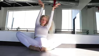 Yoga and Stretching — Flexibility Legs and Thighs Flow