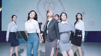 TWICE “SCIENTIST” M/V