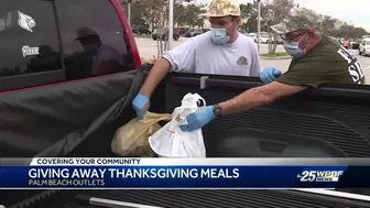 West Palm Beach resource center distributes turkeys ahead of Thanksgiving