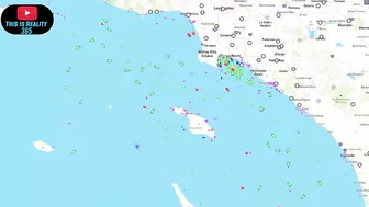 Cargo Ships off the coast of california looks worse - Long Beach PORT - Watch the water