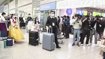 Tourists from Singapore arrive in S. Korea on 'travel bubble' agreement