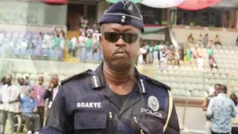 Wendy Shay schools COP Kofi Boakye on who a celebrity is after meeting IGP Dampare