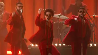 Bruno Mars & Anderson .Paak as Silk Sonic - Smokin Out The Window (LIVE American Music Awards 2021)