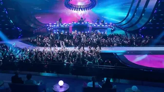 Coldplay X BTS - My Universe (Live at the AMAs)