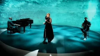 Adele - Easy On Me (Live at the NRJ Awards 2021)