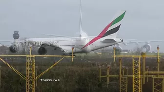 Airbus a380 landing This Is What Professionals pilots Do on wet runway