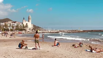 Barcelona beach walk????????BEACH SITGES