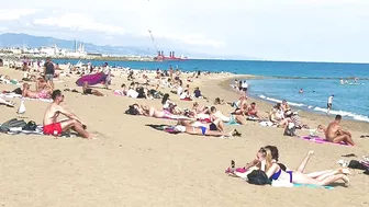 Barcelona beach walk ????️????BEACH SANT MIQUEL