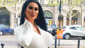 Paris Herms Big Curvy Model | Latest Onlyfans Video | Biography | Wiki | Age | Boyfriend & More