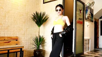 Bikini try on haul - Yellow bikini with short jeans, black trousers and leather jacket