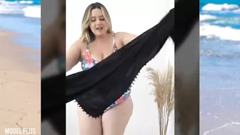 Vitoria Tarquinio With Bikini Haul