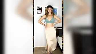 EMILY FELD CUTE FOR A MINUTE OR MORE | SUNDAY TIME | INSTAGRAM MODELS | AUSTRALIAN MODELS | MADISON