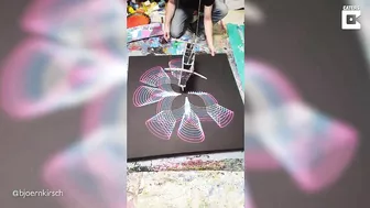 Mesmerizing Geometric Art, Swinging Pendulum Spin Painting | Geometric Art Compilation