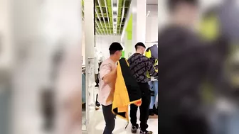 KISS RANDOM GIRL IN A MALL????????crazy pranks by russian prank boy Qylek #shorts #qylek #tiktok