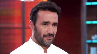 La "Cena de Navidad" de Juanma que ha emocionado a todos | MasterChef Celebrity 6