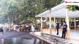 News, Gelombang Besar Hantam Wisata Sulamadaha Beach, Masyarakat Panik Pindahkan Gajebo