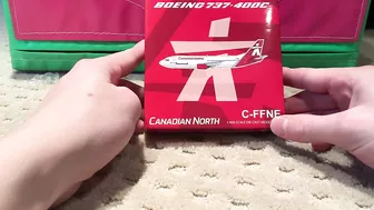 Panda Models Canadian North 1:400 Scale 737-400 Unboxing (Excellent Model)