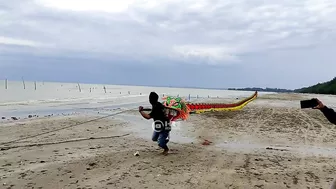 Dragon Kite Broken Heart at Cemara Beach Tuban