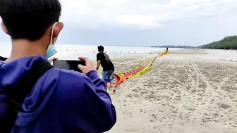 Dragon Kite Broken Heart at Cemara Beach Tuban