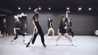 Hey Mama - David Guetta ft. Nicki Minaj, Bebe Rexha & Afrojack / Beginner's Class