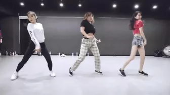 Hey Mama - David Guetta ft. Nicki Minaj, Bebe Rexha & Afrojack / Beginner's Class