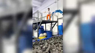 SALTO DAL TRAMPOLINO! Tik Tok Funny Challenge