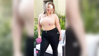 Ellana Bryan Big Curvy & Plus Size Model | Onlyfans Fashion Style | Figure | Bio | Wiki | Career