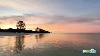 A Glorious Wednesday Morning Sunrise at the Beach in North Naples, FL 12.08.21