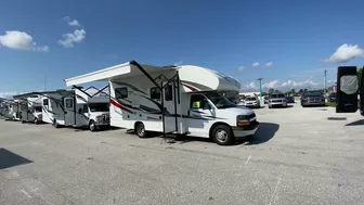 ???? Такой АВТОДОМ даром не ВОЗЬМУ ????  la Mesa RV SHOW West Palm Beach December 11.2021