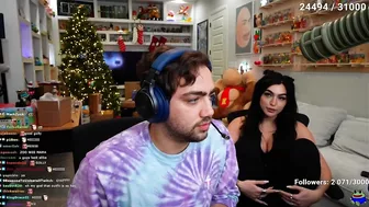 Mizkif‘s sister enters his Stream