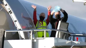 Victorians can now travel to Queensland without quarantine as border reopens | 7NEWS