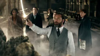 Fantastic Beasts: The Secrets of Dumbledore – Official Trailer