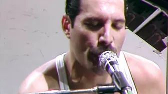 Queen - Bohemian Rhapsody (Live Aid 1985)