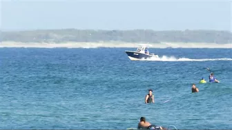 Noosa Main Beach and the Bar. Tuesday morning, December 14, 2021.