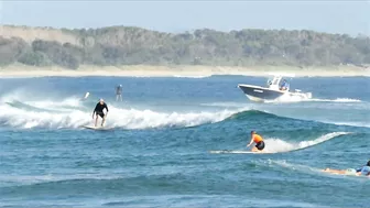 Noosa Main Beach and the Bar. Tuesday morning, December 14, 2021.