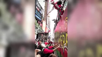 SantaCon NYC 2021: Eggnog Challenge Compilation