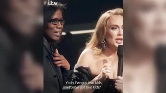 ADELE IS SURPRISED BY HER SCHOOL ENGLISH TEACHER AND CRIES WHEN SEEING HER ????