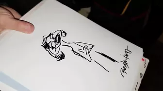 Lion King Director Rob Minkoff Sketches Disney Character for Autograph Collectors | Celebrity Street