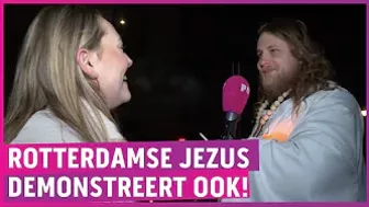 Kinderen geïndoctrineerd op protest? 'Vaccin vrije keuze!'