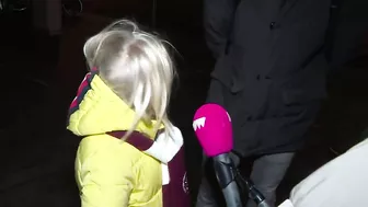 Kinderen geïndoctrineerd op protest? 'Vaccin vrije keuze!'