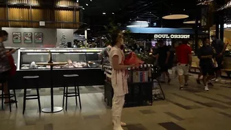 Vegan Carries a Pigs Head in the Supermarket