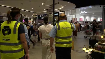 Vegan Carries a Pigs Head in the Supermarket