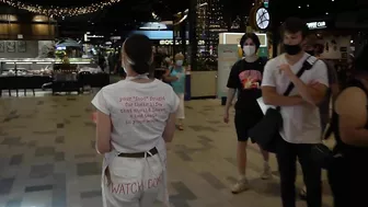 Vegan Carries a Pigs Head in the Supermarket